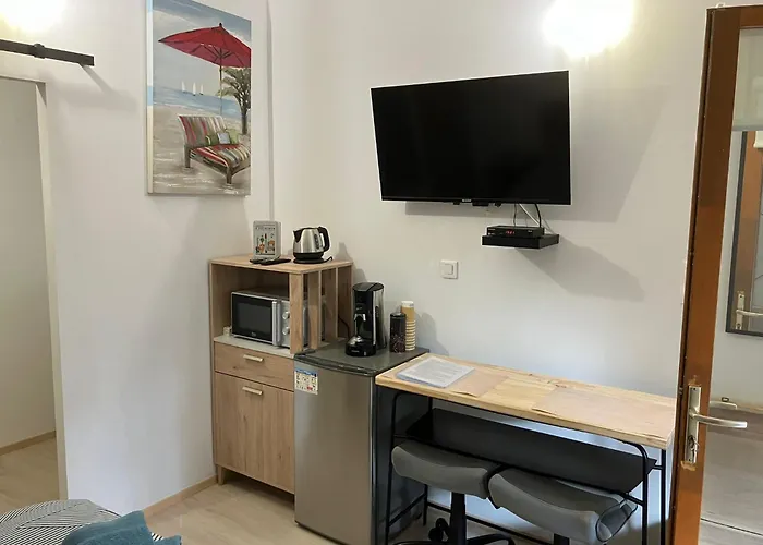 Charmante Indépendante, Terrasse Et Entrée Privative Alloggio in famiglia Gujan-Mestras